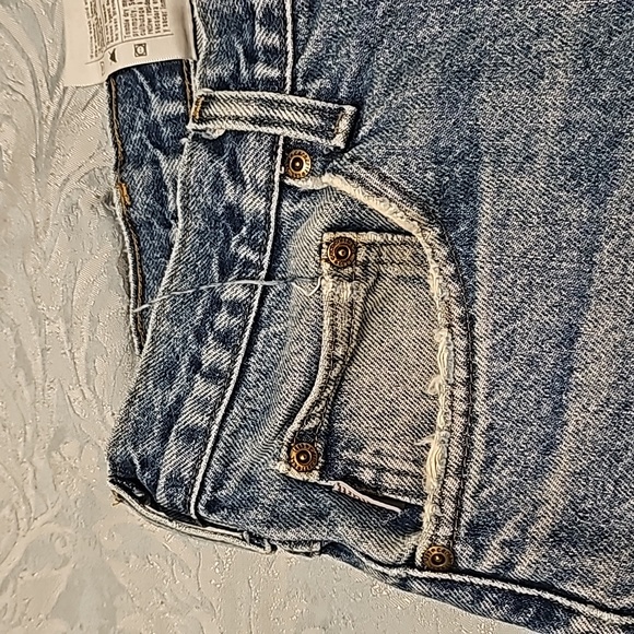 Carhartt Jeans - Picture 7 of 9